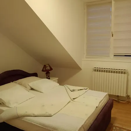 Rina&kana Apartman *